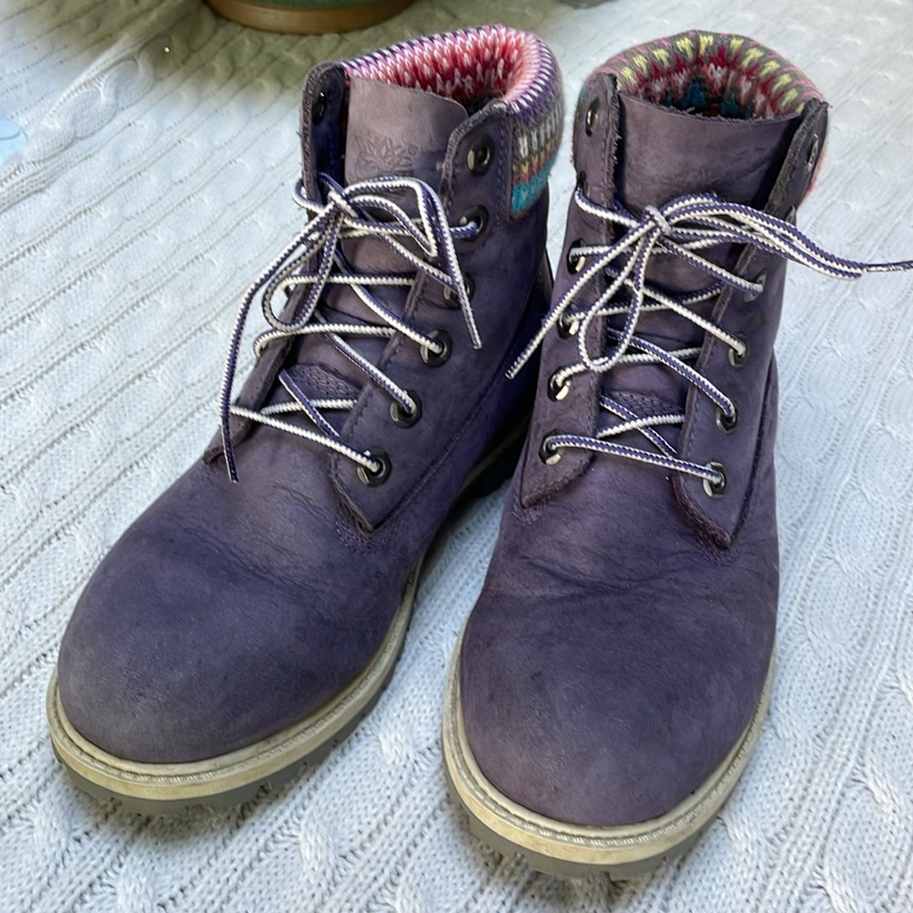 Women’s sz 6 Timberland purple boots laces leather knit colorful ankle